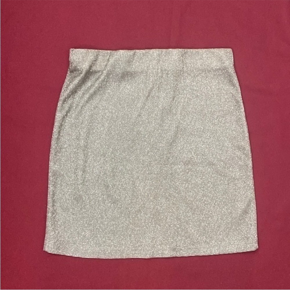 3/$20✨Wild Fable Shimmering Silver Pencil Skirt